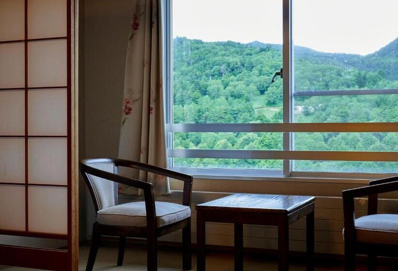 غرفة قياسية حمام مشترك, Manza Prince