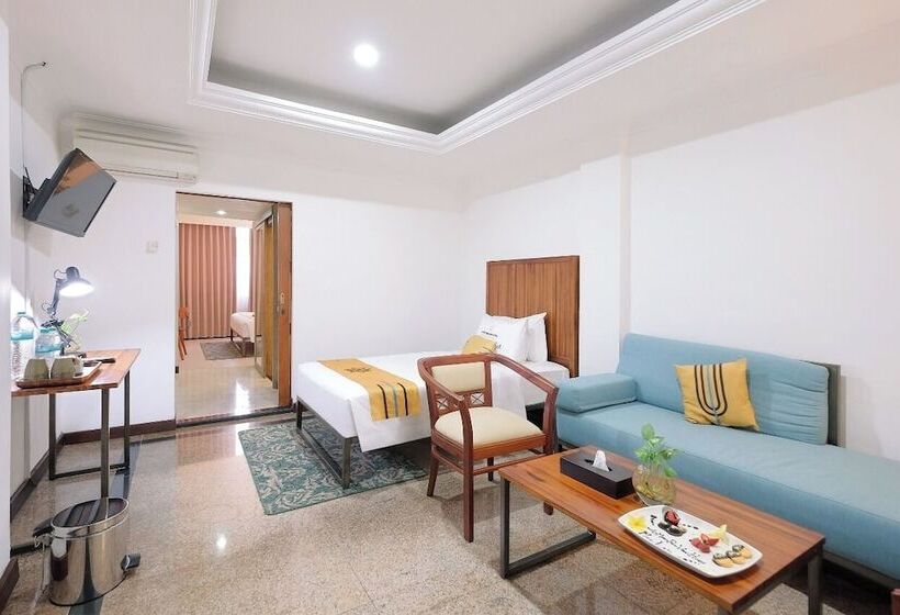 スイート（家族用）, Metro Park View Hotel Kota Lama Semarang