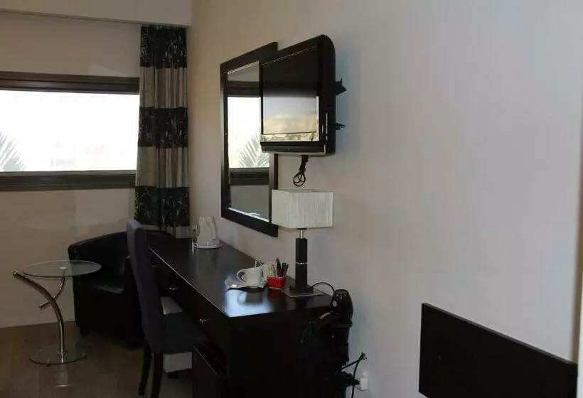 Quarto Estandar, Restal