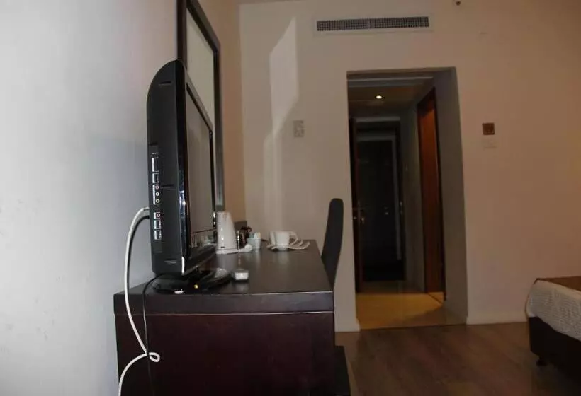 Quarto Estandar, Restal