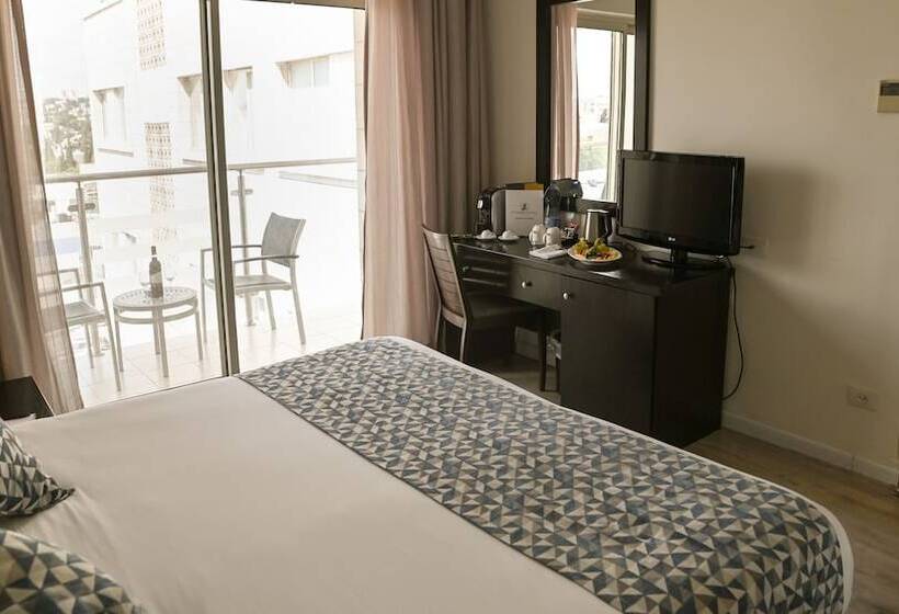 Camera Superiore, St. George