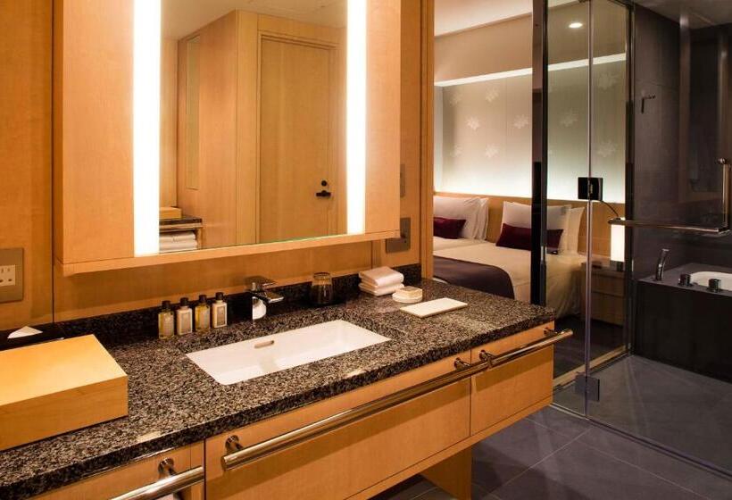 Президентский Люкс, The Capitol Hotel Tokyu