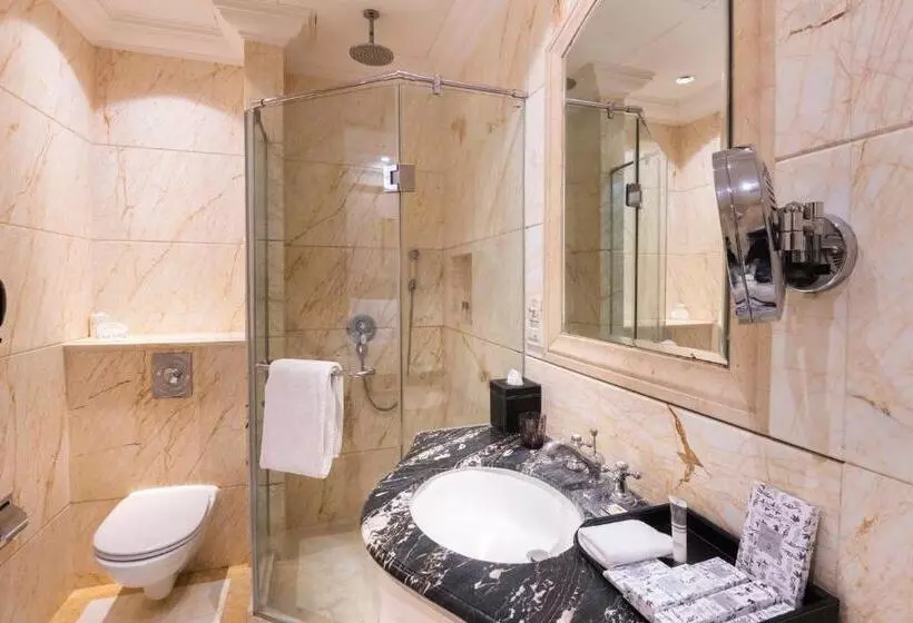 スイート, The Claridges New Delhi
