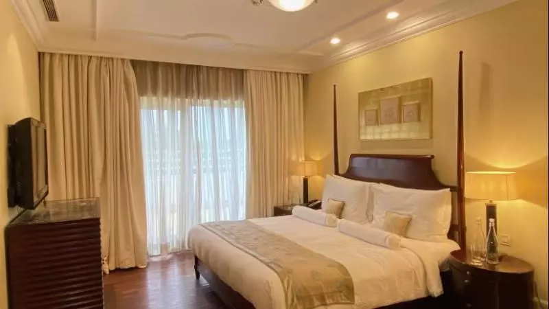 プレミアムルーム, The Claridges New Delhi