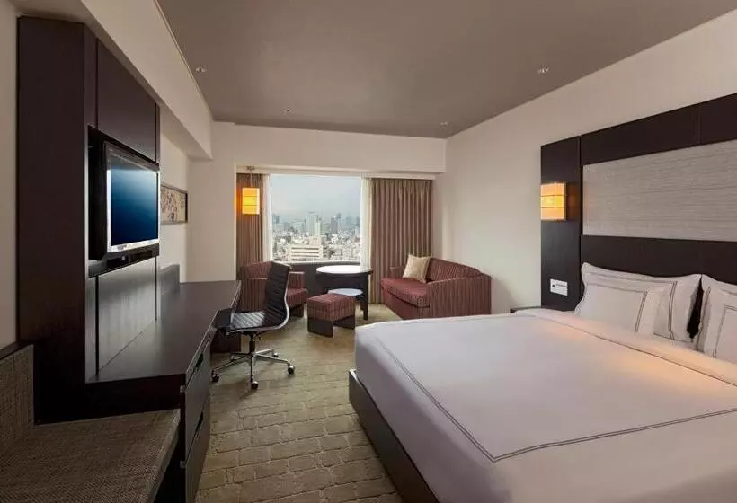 キングサイズベッドのスタンダードルーム, Swissotel Nankai Osaka