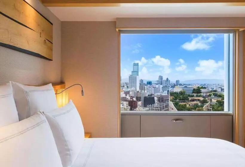 キングサイズベッドのスイートルーム, Swissotel Nankai Osaka