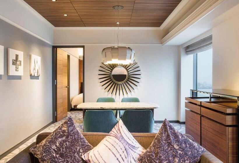 프레스티지 스위트, Swissotel Nankai Osaka