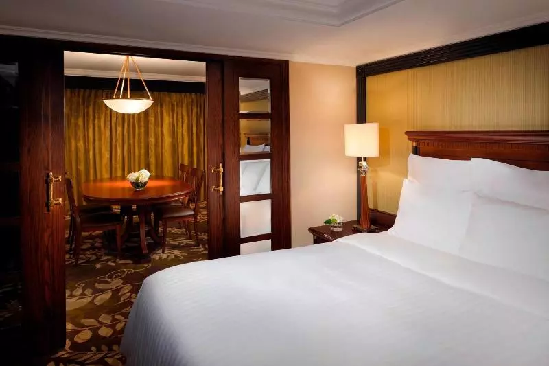 キングサイズベッドのエクゼクティブ, Amman Marriott