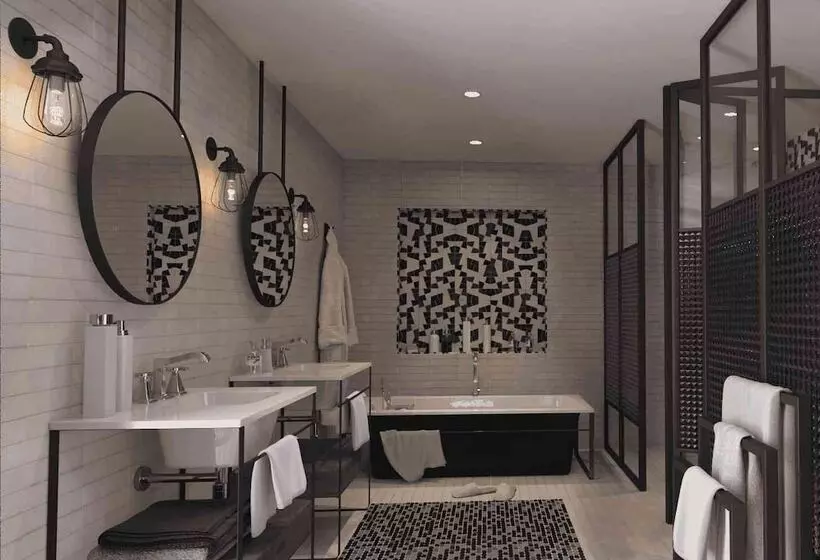 استودیو استاندارد با تخت کینگ, Kaan Casablanca