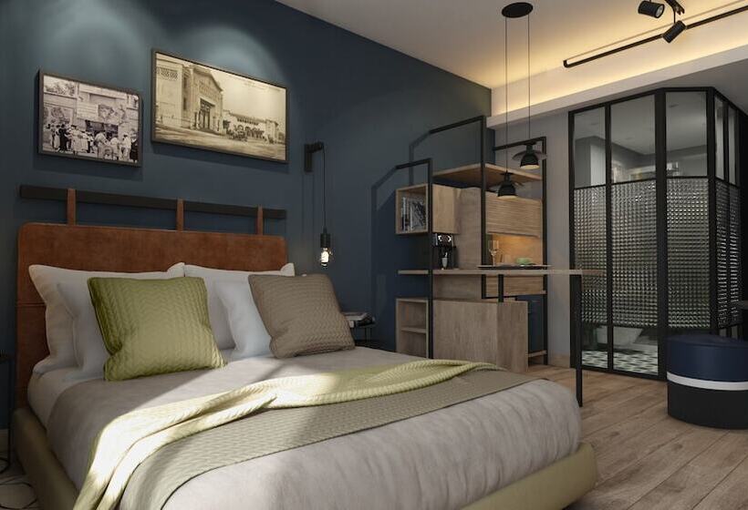 标准工作室, Kaan Casablanca