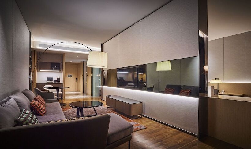 استودیوی استاندارد, Eq Kuala Lumpur