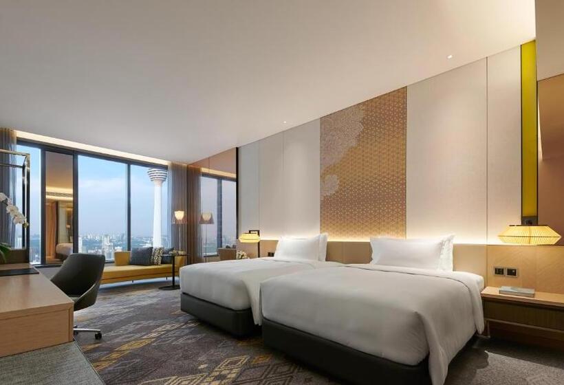 اتاق کلاب, Eq Kuala Lumpur