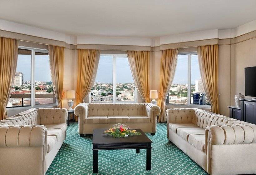 جناح رئاسى 3 غرف نوم, Hilton Yaounde