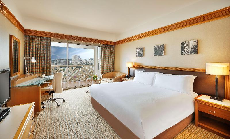 غرفة قياسية سرير كينج, Hilton Yaounde