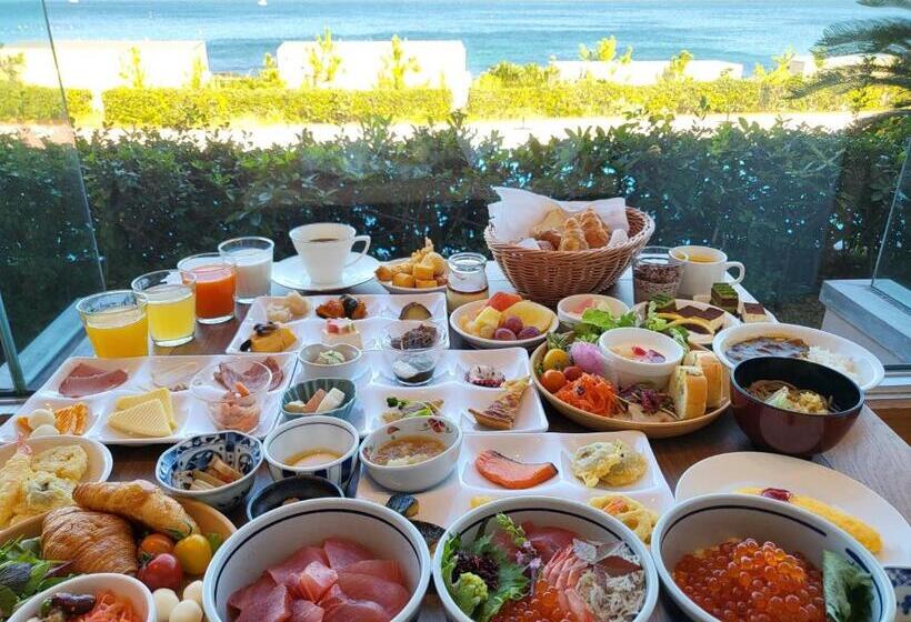 غرفة قياسية رباعية مطلة على البحر, La Vista Kannonzaki Terrace