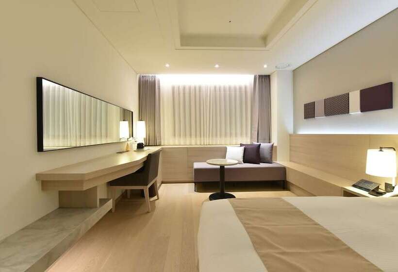 Номер Стандарт, Pacific