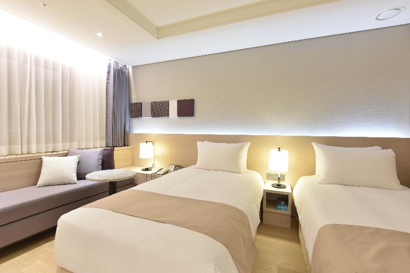 Номер Стандарт, Pacific