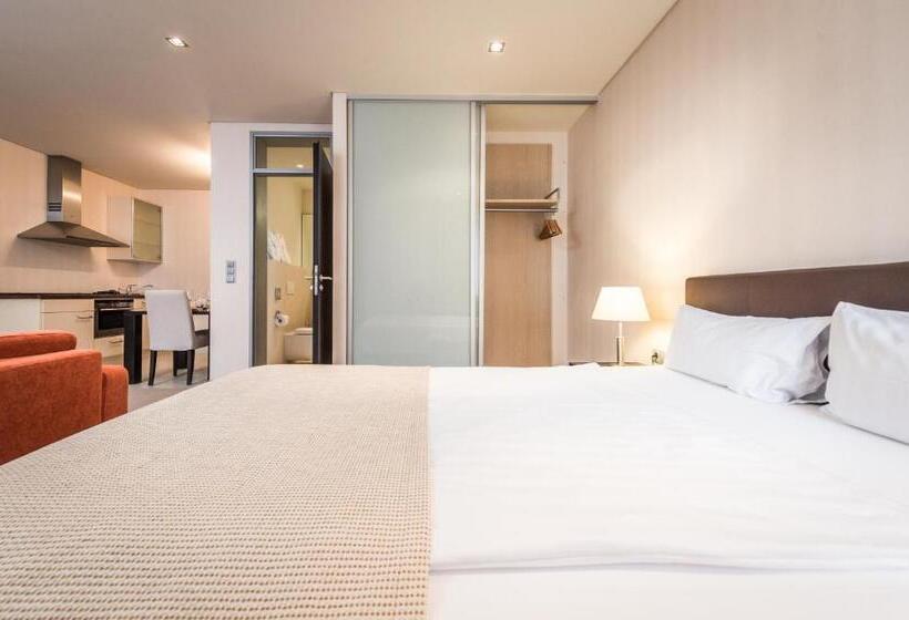 استودیوی استاندارد, Parc Hotel Alvisse
