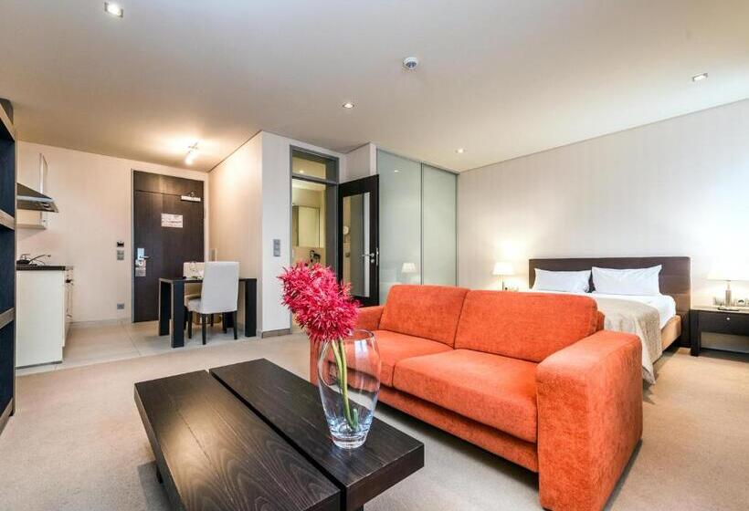 استودیوی استاندارد, Parc Hotel Alvisse