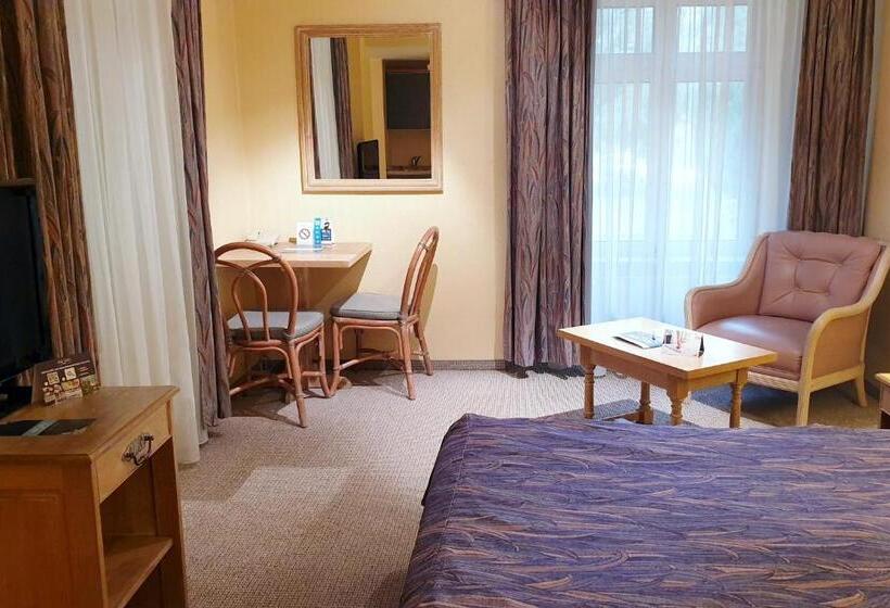 استودیوی استاندارد, Parc Hotel Alvisse