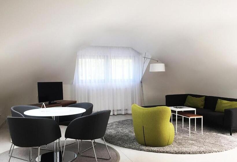 استودیوی استاندارد, Parc Hotel Alvisse