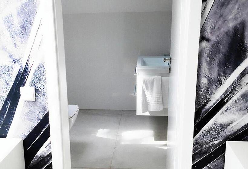 استودیوی استاندارد, Parc Hotel Alvisse