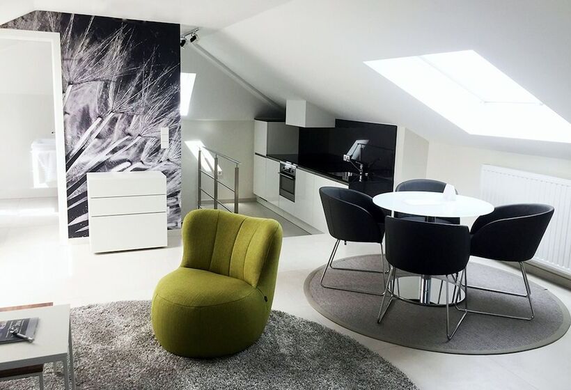 استودیوی استاندارد, Parc Hotel Alvisse