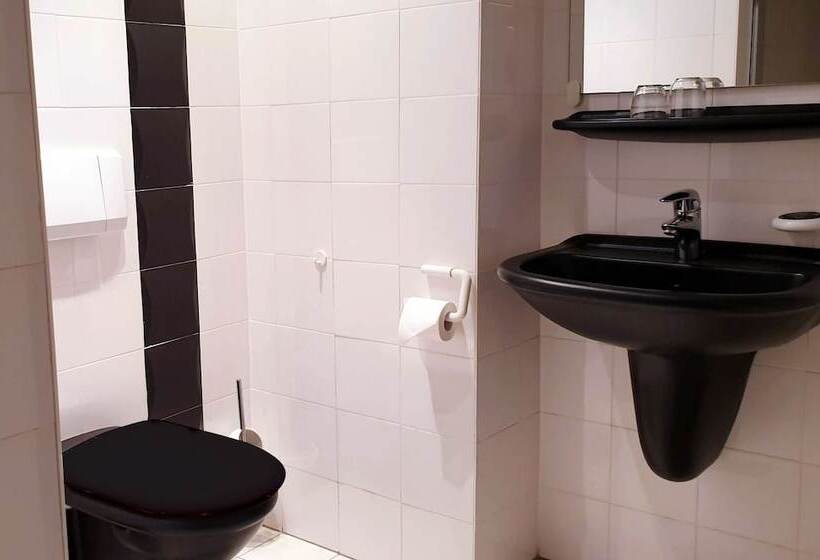 استودیوی استاندارد, Parc Hotel Alvisse