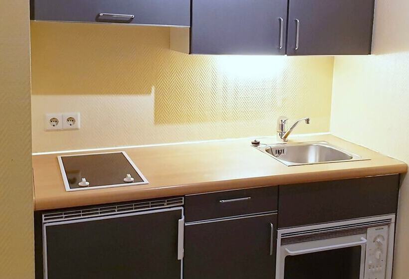 استودیوی استاندارد, Parc Hotel Alvisse