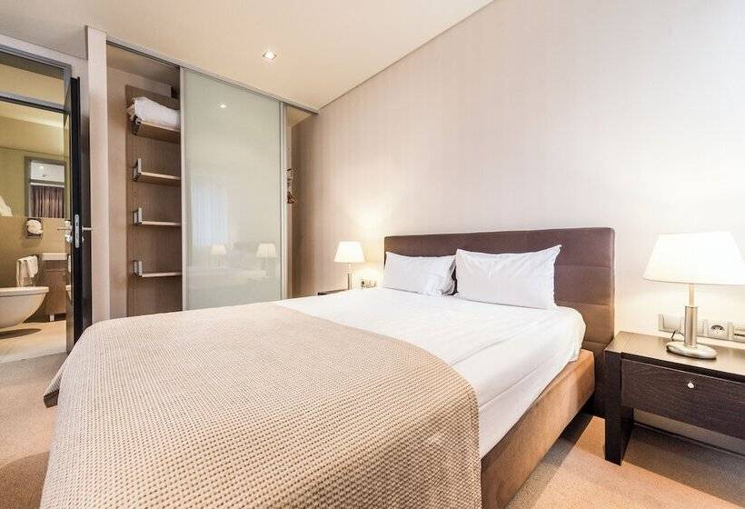 استودیوی استاندارد, Parc Hotel Alvisse