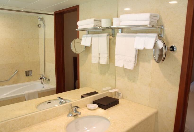 Люкс, Sejong Hotel Seoul Myeongdong