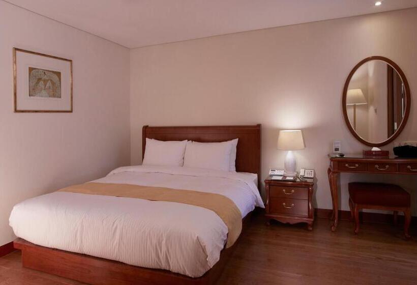 Люкс, Sejong Hotel Seoul Myeongdong