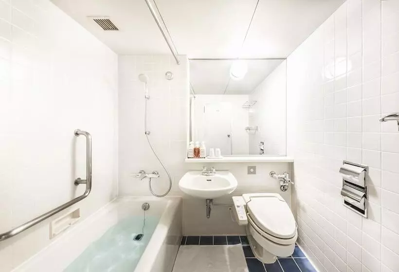 اتاق استاندارد یک نفره, Senri Hankyu Hotel Osaka