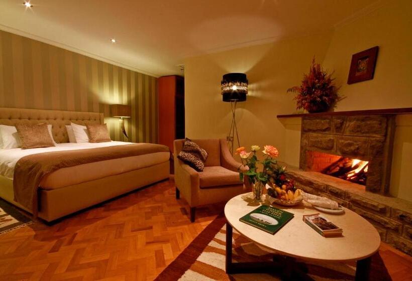 اتاق استاندارد, The Aberdare Country Club
