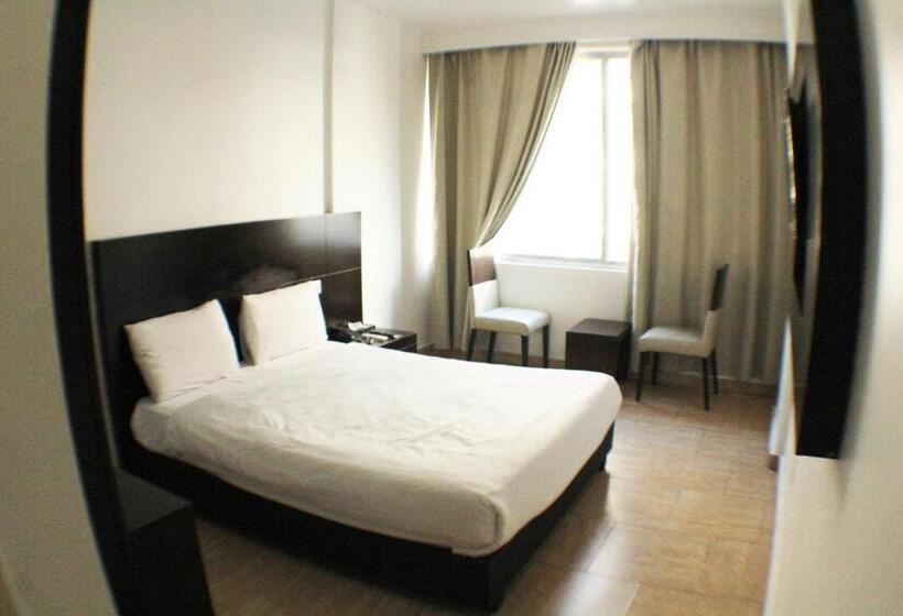 Quarto Estandar Individual, Le Marly