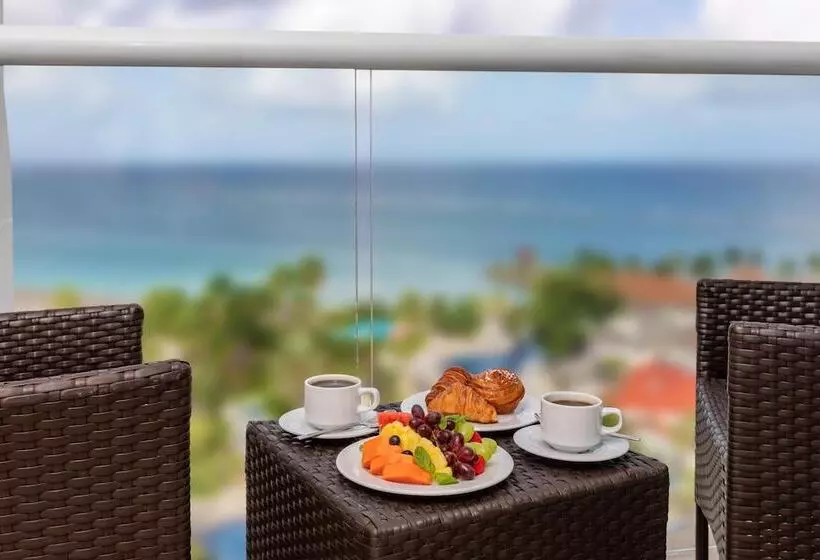 اتاق سوپریور با چشمانداز دریا و بالکن, Moon Palace Jamaica All Inclusive