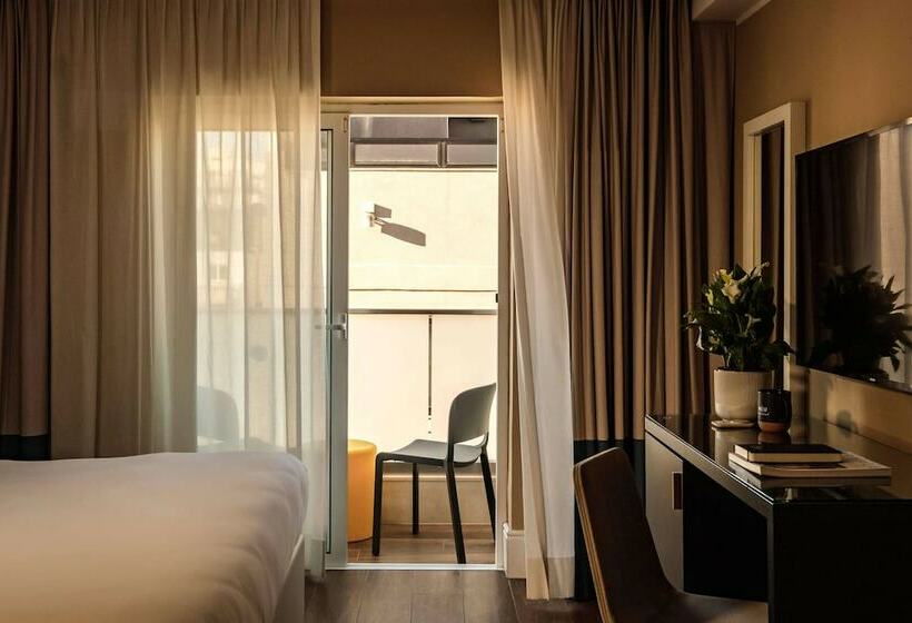 اتاق اجرایی, 115 The Strand Hotel By Neu Collective