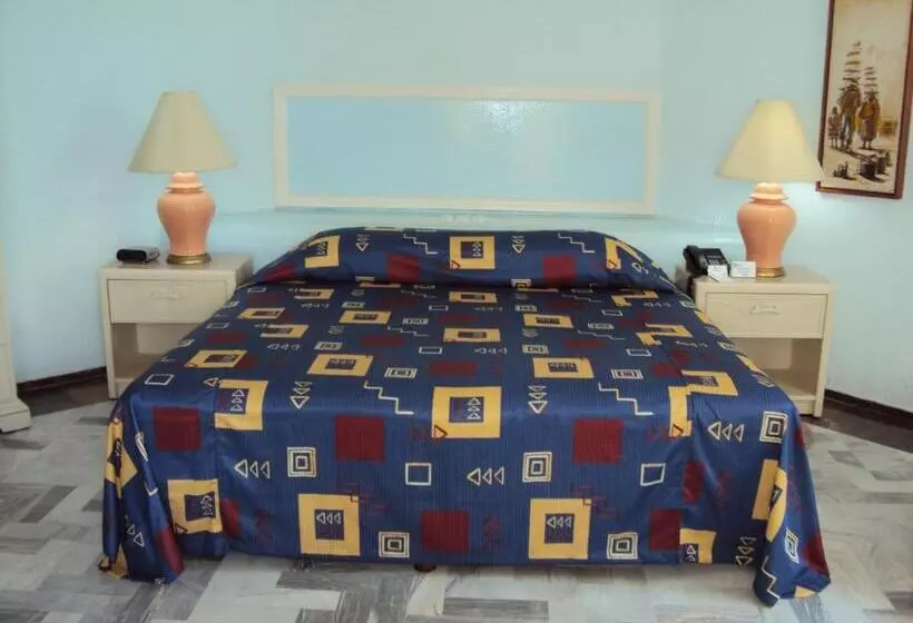 اتاق استاندارد با تخت بزرگ, Acapulco Malibu