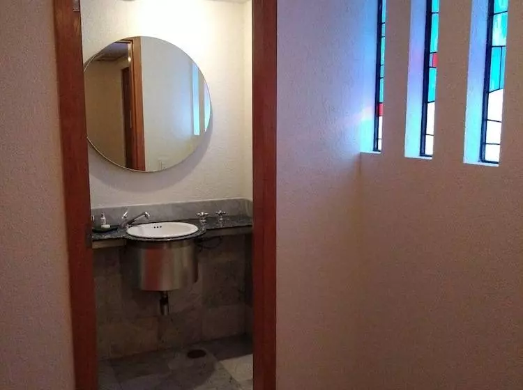 سوییت, Camino Real Guadalajara