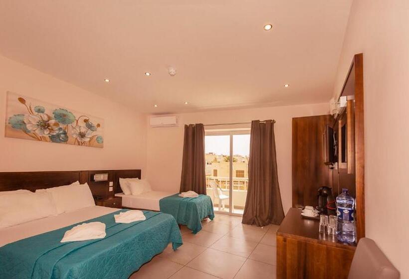 اتاق سوپریور سه تخته, Cerviola