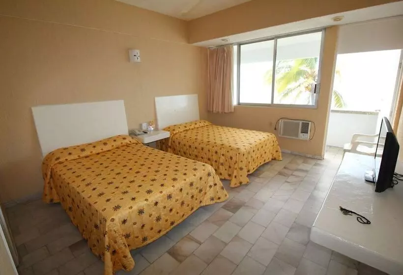 Standaardkamer met 2 Tweepersoonsbedden, De Cima