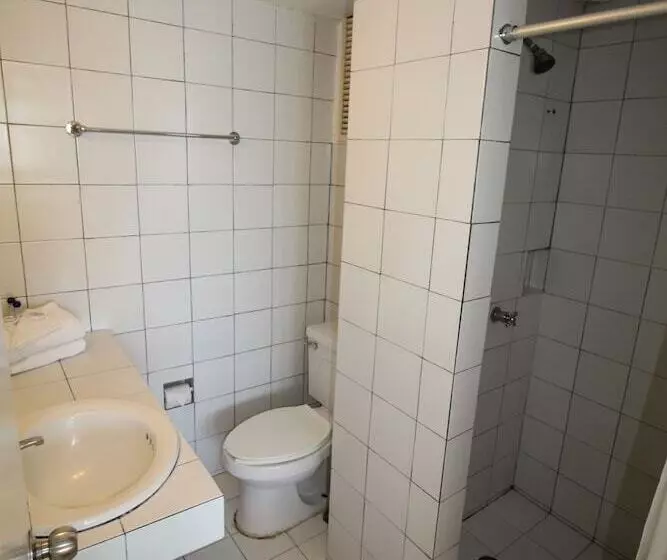 Standaardkamer met 2 Tweepersoonsbedden, De Cima