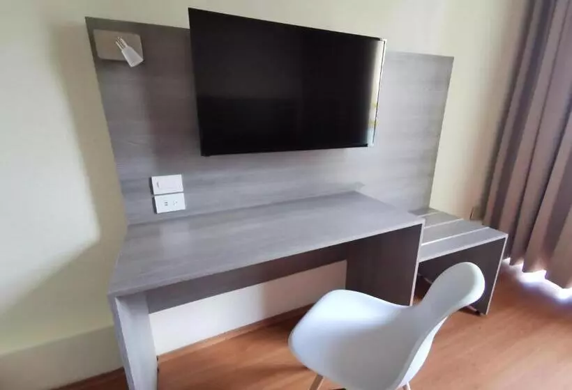 اتاق استاندارد با تخت بزرگ, Del Angel Reforma