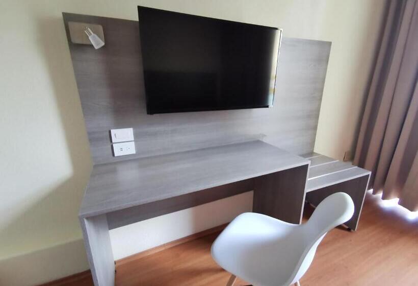 스탠다드 룸 더블 침대 2개, Del Angel Reforma