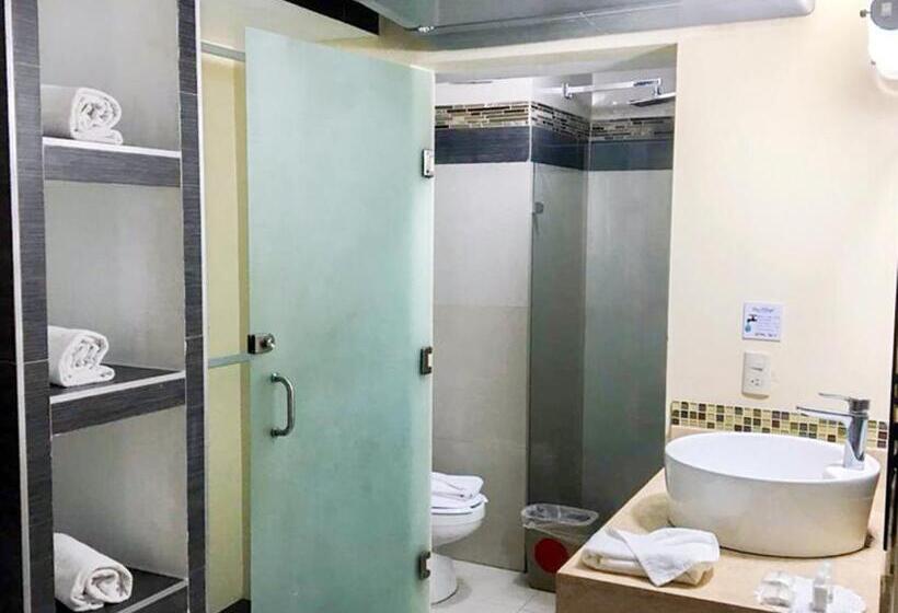 带2个双人床的标准工作室, Don Pelayo Pacific Beach