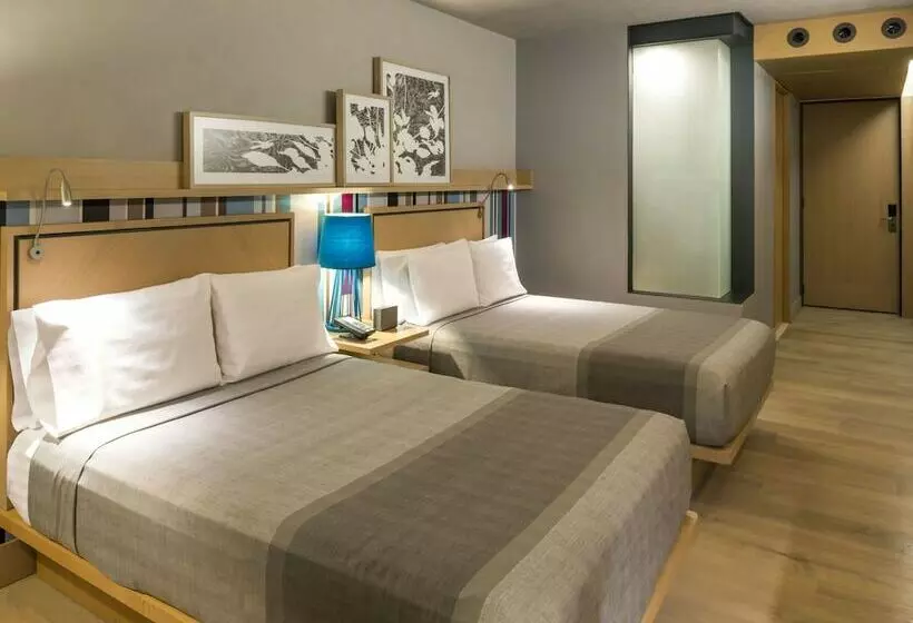 اتاق استاندارد با تخت بزرگ, Galeria Plaza Reforma