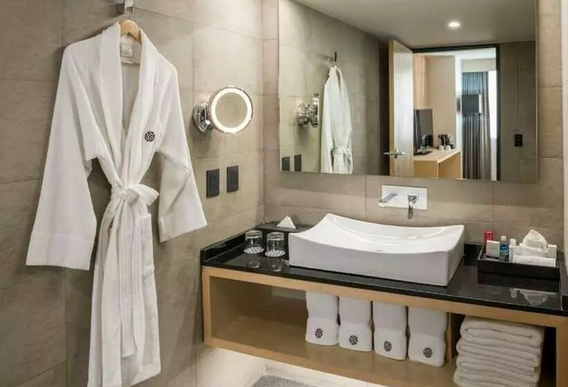 اتاق استاندارد با تخت بزرگ, Galeria Plaza Reforma