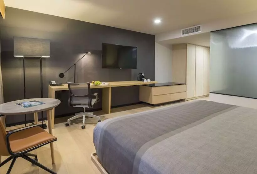 اتاق استاندارد با تخت بزرگ, Galeria Plaza Reforma