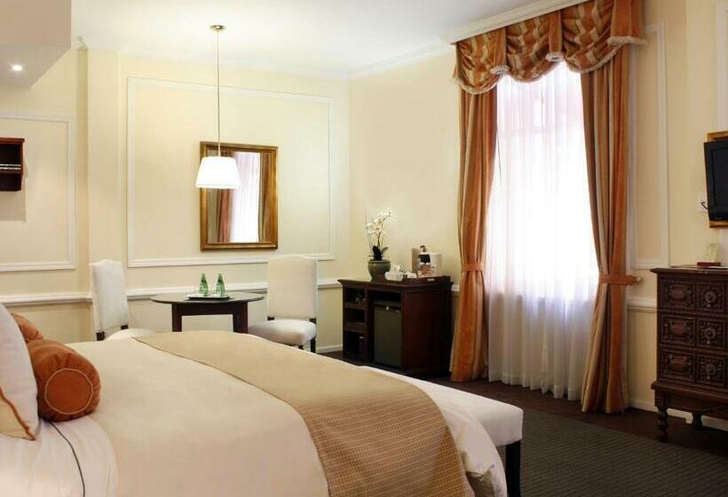 Полулюкс, Geneve Cd De Mexico