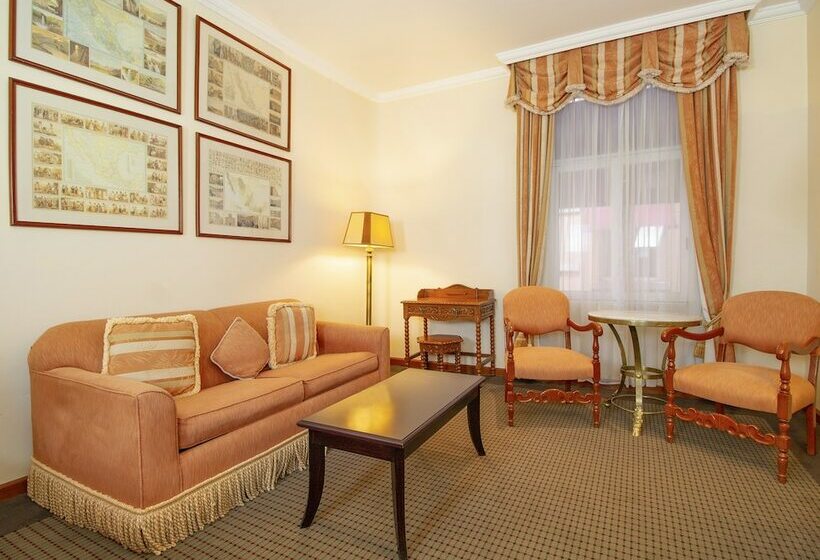 Полулюкс, Geneve Cd De Mexico